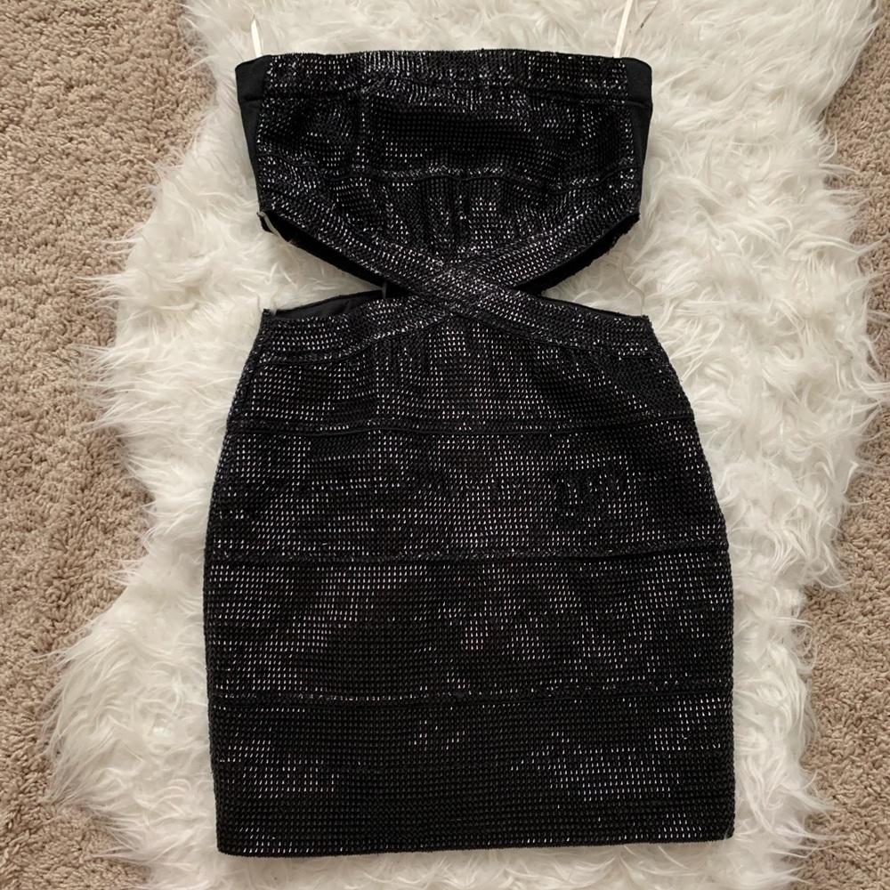 - SAVE NWOT black sequin party strapless dre…